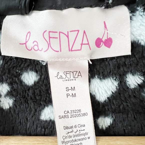 La Senza | Comfy Heart Cluster Robe - Picture 4 of 4